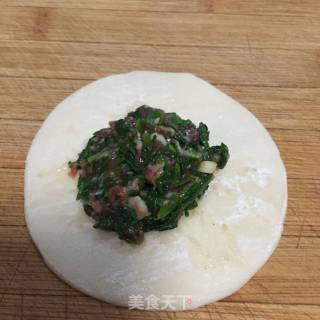 荠菜水饺的做法步骤：7