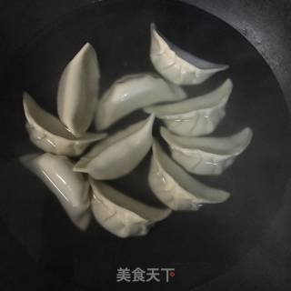 荠菜水饺的做法步骤：9