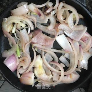 窝蛋牛肉的做法步骤：4