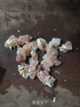 香菇鸡肉粥的做法步骤：2