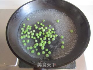 银鱼炒鸡蛋的做法步骤：3