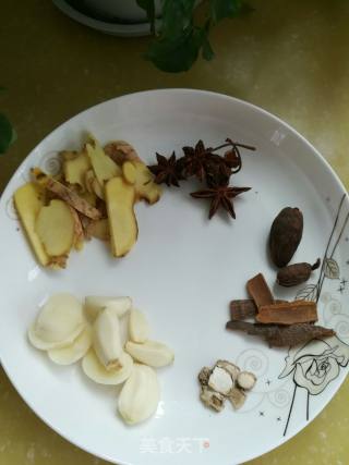 豆筋棍烧背脊骨的做法步骤：4