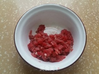 猪肉香菜馄饨的做法步骤：1
