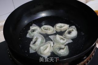 猪肉香菜馄饨的做法步骤：8