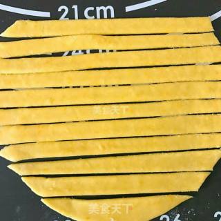 向日葵馒头的做法步骤：12