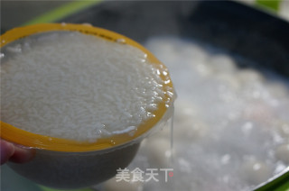 鸡蛋丸子甜酒汤的做法步骤：7