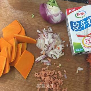 西式南瓜浓汤的做法步骤：1
