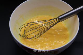 零失败8寸酸奶戚风的做法步骤：5