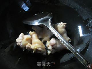 鸡翅根煮花菜的做法步骤：2