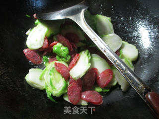 香肠炒儿菜的做法步骤：8