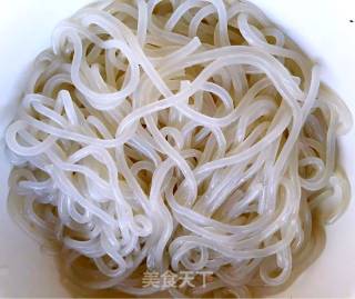 芹菜炒粉条的做法步骤：4