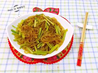芹菜炒粉条的做法步骤：15