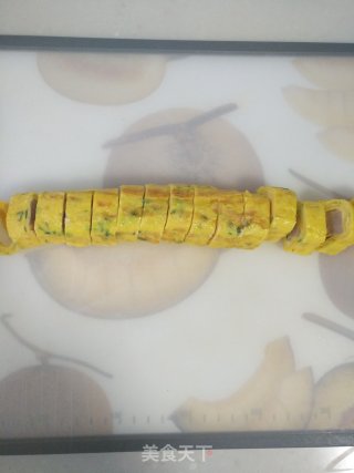 芝士鱼糕鸡蛋卷的做法步骤：8
