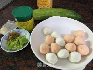 黄瓜煮双丸的做法步骤：1