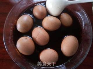 五香茶叶蛋的做法步骤：5