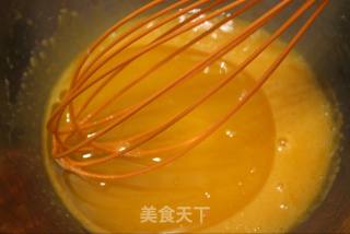 FLUFF棉花糖——黑芝麻戚风蛋糕的做法步骤：3