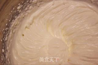 FLUFF棉花糖——黑芝麻戚风蛋糕的做法步骤：14
