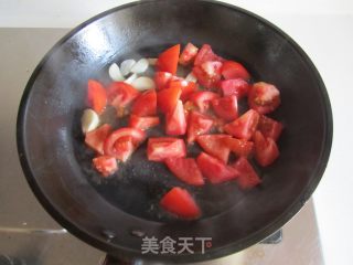 西红柿炒笋瓜的做法步骤：3