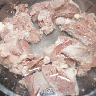 红烧牛肉面的做法步骤：4