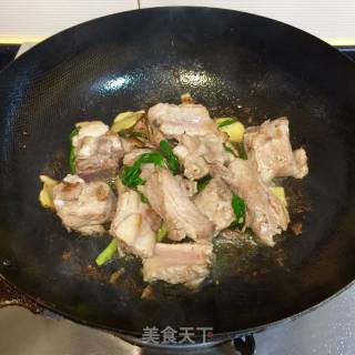 冰花酸梅排骨的做法步骤：4