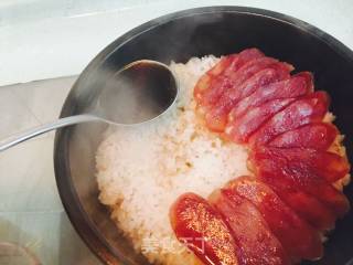 腊肠煲仔饭的做法步骤：14