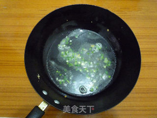 菠菜鸡蛋炖粉条的做法步骤：7