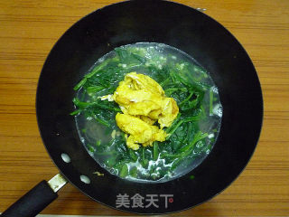 菠菜鸡蛋炖粉条的做法步骤：9