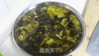 嘎鱼版酸菜鱼的做法步骤：2