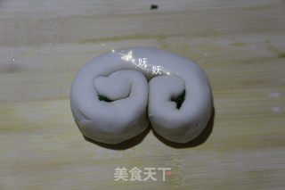 芹菜叶子千层饼的做法步骤：10