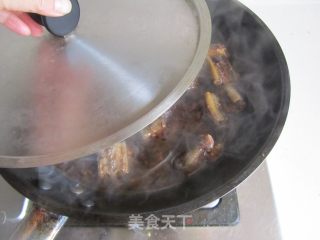 蒜苗烧鳝鱼的做法步骤：6