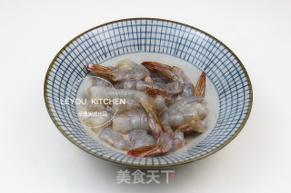 虾仁烩豆腐的做法步骤：3