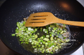 虾仁烩豆腐的做法步骤：6