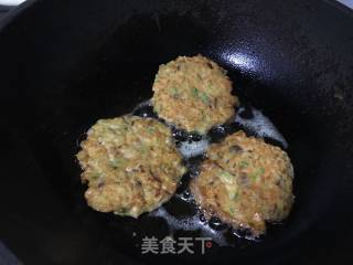 香煎三文鱼饼的做法步骤：8