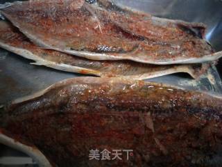 三姐香煎秋刀鱼的做法步骤：1