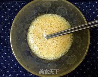 豌豆炒鸡蛋的做法步骤：2