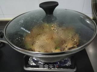 蘑菇青豆炒腊肠的做法步骤：11