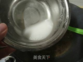 蘑菇青豆炒腊肠的做法步骤：12