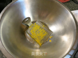 隔水蒸柠檬杯蛋糕的做法步骤：1