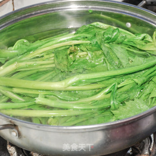 雪里蕻炒肉末的做法步骤：2