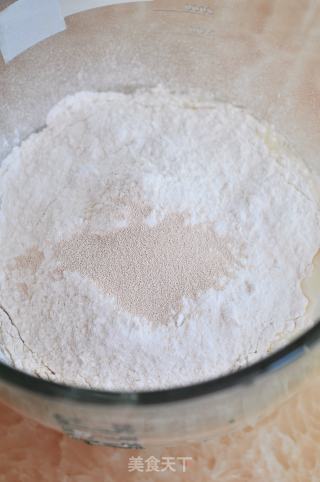 栗子红豆土司的做法步骤：2