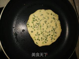 香葱蛋卷的做法步骤：3