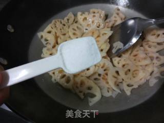 醋溜藕片的做法步骤：8