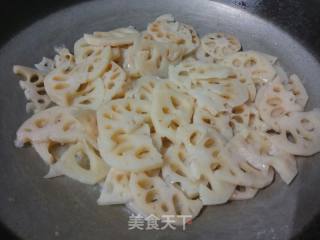 醋溜藕片的做法步骤：9