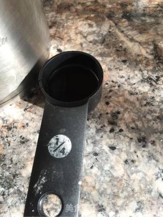 米粉蒸排骨，软糯鲜香的做法步骤：2