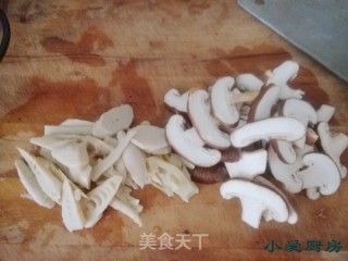 白玉烩杂菌的做法步骤：4