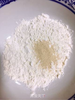 猪油渣发面饼的做法步骤：1