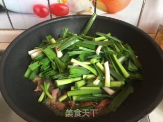 青蒜炒酱肉的做法步骤：6
