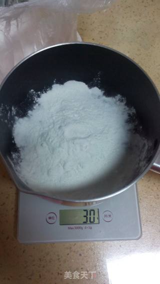 脆皮炸鲜奶的做法步骤：1