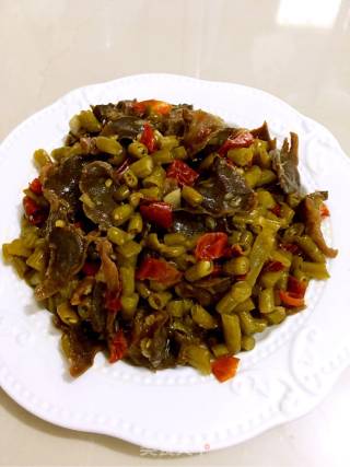 酸豇豆炒鸭胗的做法步骤：12
