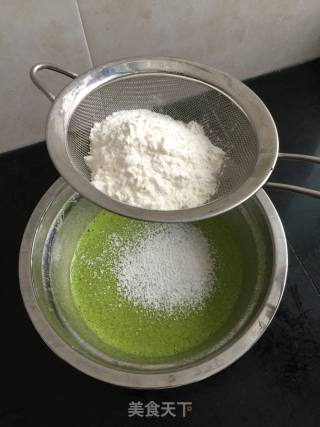 菠菜蛋糕卷的做法步骤：9